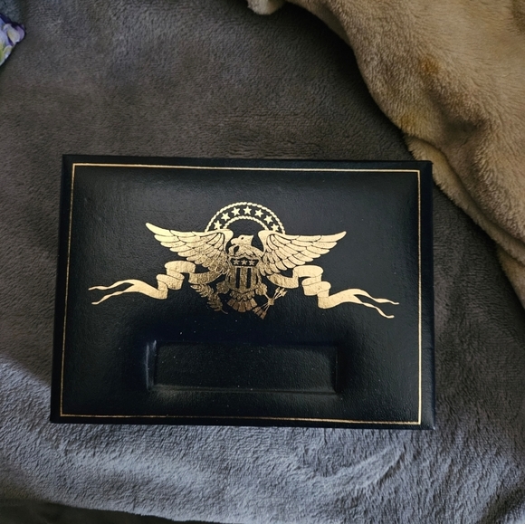 1999 24K Gold Plated QUARTER 5 Coin Set - 25 cents - Picture 2 of 2